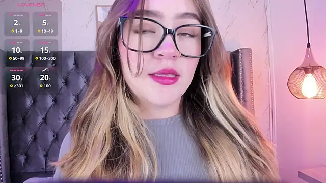 Kate Winslet  online show from December 19, 2025, 1:29 pm