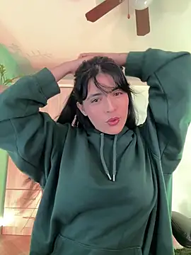 Cristal Cerati  online show from March 5, 2026, 10:39 pm