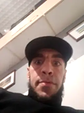 hotguy71000 online show from December 2, 2025, 4:46 pm