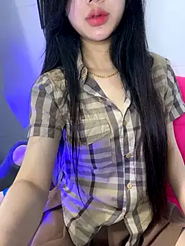 Snapshot of Bella_wett chatting on November 12, 2025, 3:56 pm Bella wett online show from November 12, 2025, 3:56 pm