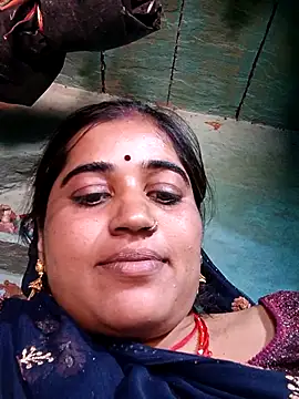 Hot kamla online show from April 15, 2026, 5:36 am