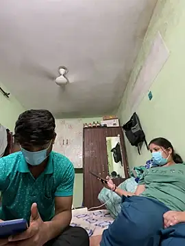 Cute hotzara online show from March 13, 2026, 7:04 am