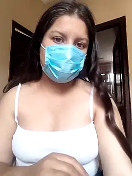 Cute hotzara online show from May 4, 2026, 4:30 am