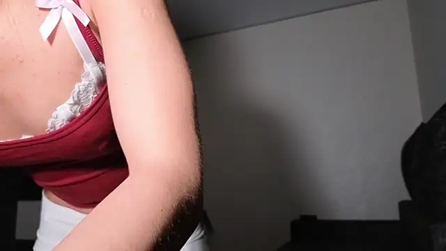 BabySofa online show from April 15, 2026, 9:04 pm