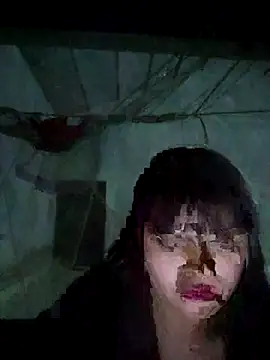 lan-lan-z online show from November 14, 2025, 1:43 pm