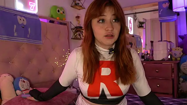 Teenjenn  online show from February 8, 2026, 1:31 am