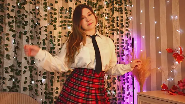 cheeky cherry  online show from November 20, 2025, 3:12 pm