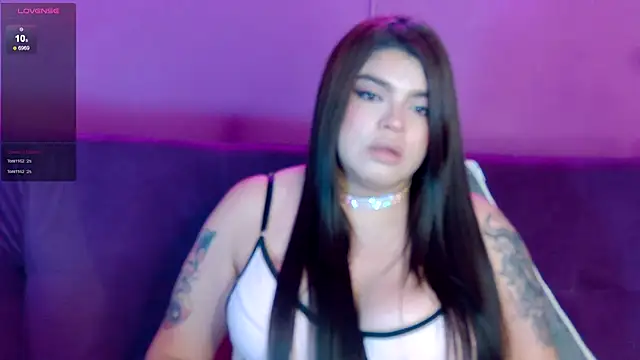 antonella contti  online show from December 4, 2025, 9:23 pm