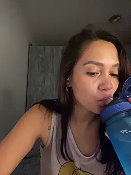 carolsapequinha online show from April 9, 2026, 10:20 am