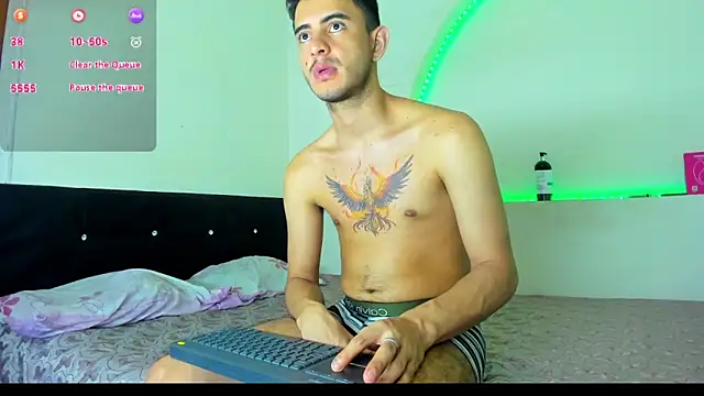 kaiborman00 online show from January 8, 2026, 11:23 am