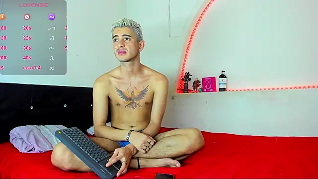 kaiborman00 online show from March 7, 2026, 3:03 am