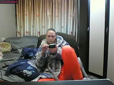 Snapshot of JenniDeep chatting on January 18, 2026, 7:28 pm JenniDeep online show from January 18, 2026, 7:28 pm