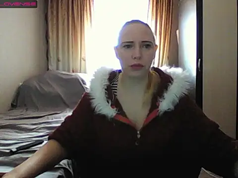 Snapshot of JenniDeep chatting on February 13, 2026, 9:16 am JenniDeep online show from February 13, 2026, 9:16 am