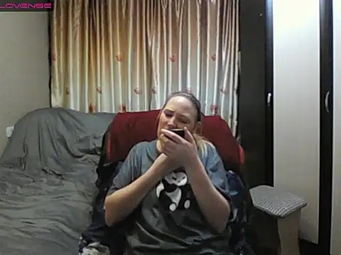 Snapshot of JenniDeep chatting on March 2, 2026, 3:41 pm JenniDeep online show from March 2, 2026, 3:41 pm