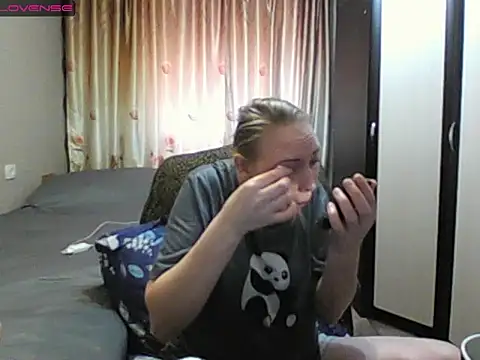 JenniDeep online show from March 24, 2026, 11:26 am