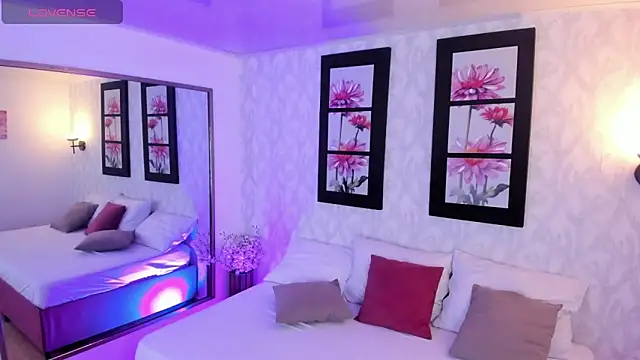 Snapshot of Martina_077 chatting on November 29, 2025, 12:30 pm Martina 077 online show from November 29, 2025, 12:30 pm