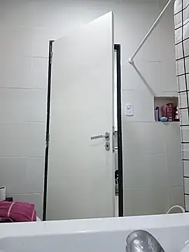 Snapshot of miturikento chatting on November 14, 2025, 12:09 am miturikento online show from November 14, 2025, 12:09 am