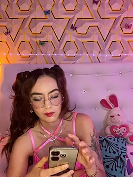 MelanyyJhonson15 online show from March 8, 2026, 3:21 am