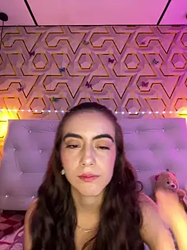 MelanyyJhonson15 online show from March 12, 2026, 3:01 am