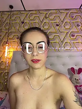 MelanyyJhonson15 online show from March 14, 2026, 2:06 am