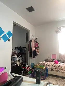 Snapshot of miatate chatting on February 12, 2026, 4:02 pm miatate online show from February 12, 2026, 4:02 pm