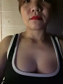 Diana-sexyy online show from April 23, 2026, 2:41 pm