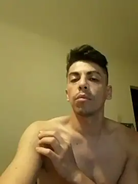 roddyron1n online show from November 17, 2025, 1:22 am