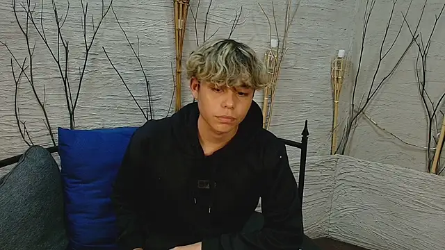 Snapshot of nathan_bell chatting on November 17, 2025, 3:34 am nathan bell online show from November 17, 2025, 3:34 am