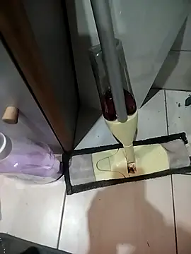 zaginiony1122 online show from November 13, 2025, 4:17 pm