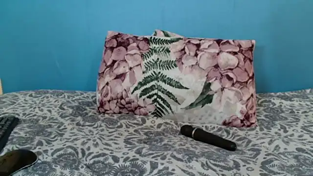 Snapshot of MissMoyo chatting on February 2, 2026, 12:37 pm MissMoyo online show from February 2, 2026, 12:37 pm