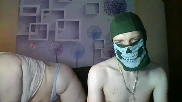 honey sweet couple online show from December 4, 2025, 7:33 pm