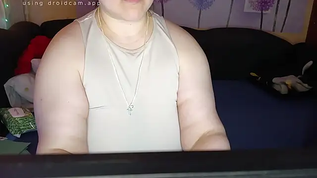 honey sweet couple online show from March 24, 2026, 5:18 pm