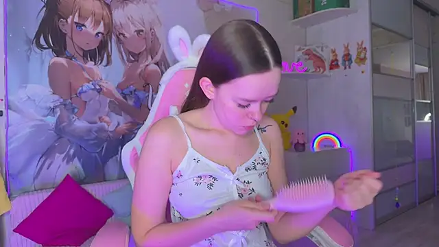 CheekySashaCharm online show from June 9, 2026, 8:26 am