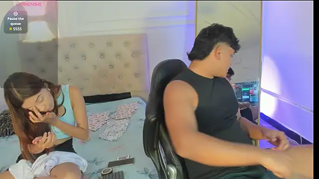 nicolvibes 212 online show from February 26, 2026, 10:20 pm