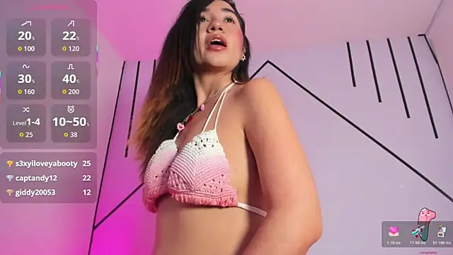 VictoriaRouge  online show from November 24, 2025, 1:27 am