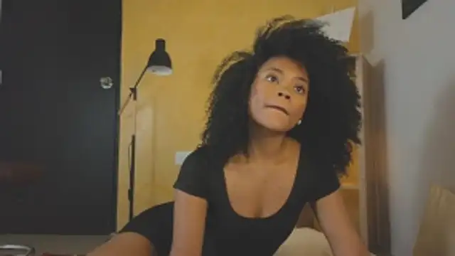 vanestraus online show from November 29, 2025, 8:12 pm