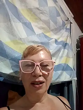 Snapshot of SexyMilf1211 chatting on February 10, 2026, 11:53 pm SexyMilf1211 online show from February 10, 2026, 11:53 pm