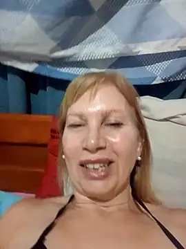 Snapshot of SexyMilf1211 chatting on February 20, 2026, 5:02 pm SexyMilf1211 online show from February 20, 2026, 5:02 pm