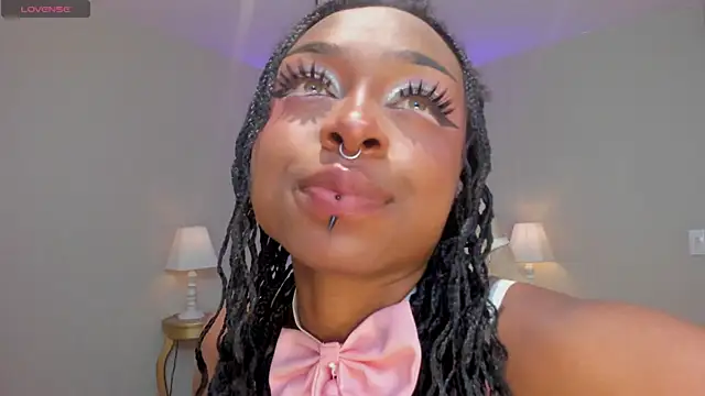 Midnight Bluee online show from January 6, 2026, 8:12 pm