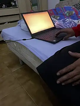 sweetblacky87 online show from February 27, 2026, 10:32 pm