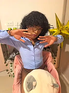 FemboyCarti online show from November 14, 2025, 4:44 am