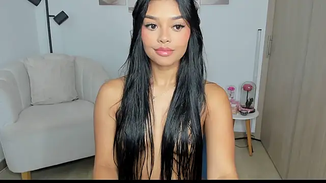 Snapshot of haileyflorez_ chatting on March 1, 2026, 8:33 pm haileyflorez online show from March 1, 2026, 8:33 pm