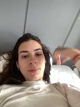 Snapshot of fer-nanda chatting on February 2, 2026, 11:42 am fer-nanda online show from February 2, 2026, 11:42 am