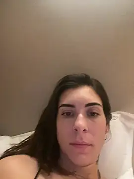 Snapshot of fer-nanda chatting on February 20, 2026, 7:21 am fer-nanda online show from February 20, 2026, 7:21 am