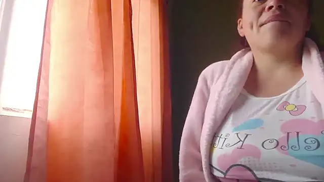 Snapshot of Rouse_hot_ chatting on April 23, 2026, 12:29 pm Rouse hot online show from April 23, 2026, 12:29 pm