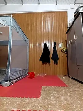 sara-xx online show from February 5, 2026, 2:16 am