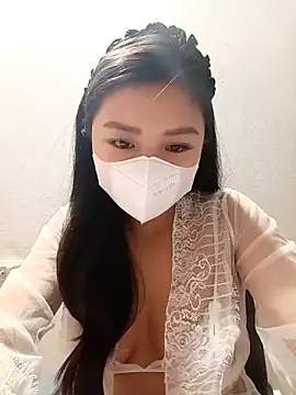 sara-xx online show from February 6, 2026, 1:54 am