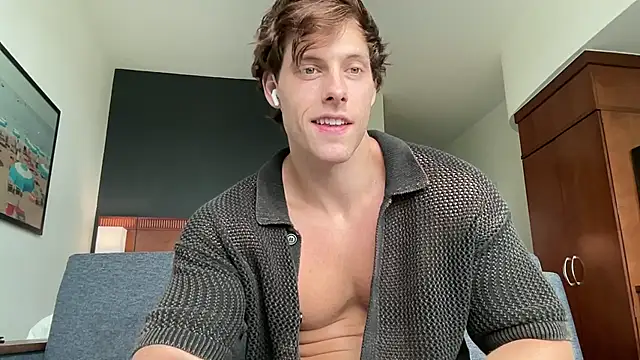Snapshot of alex_islivee chatting on June 9, 2026, 5:02 pm alex islivee online show from June 9, 2026, 5:02 pm
