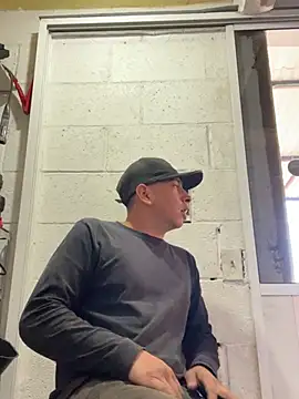 algila08 online show from March 10, 2026, 7:08 pm