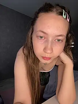 Holy Poly online show from March 26, 2026, 5:35 am